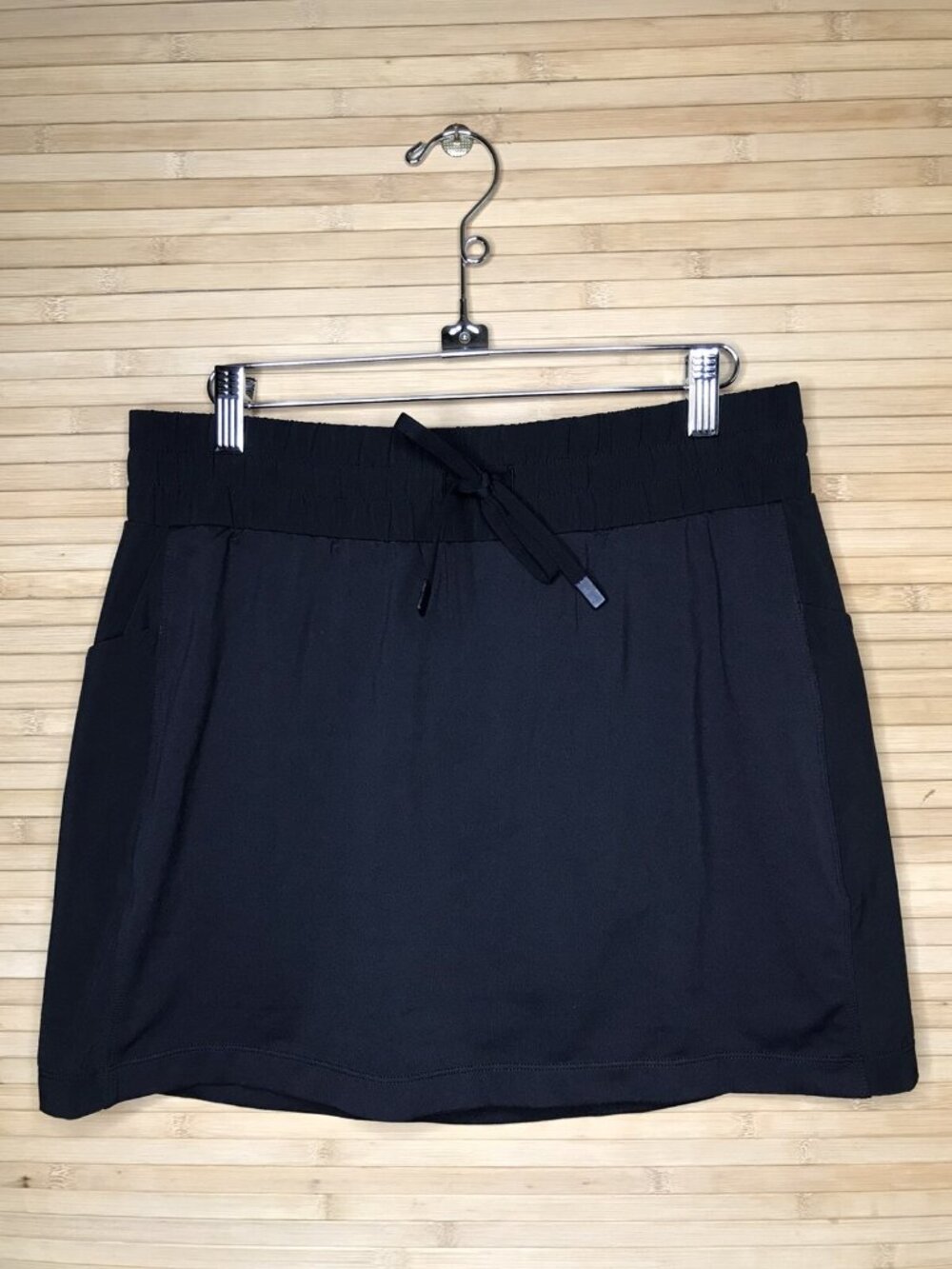 Athleta Size Small S Excursion Hybrid Skort Skirt Side Pockets Black